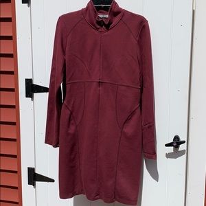 Athleta ponte semi fitted dress. Size L. Burgundy